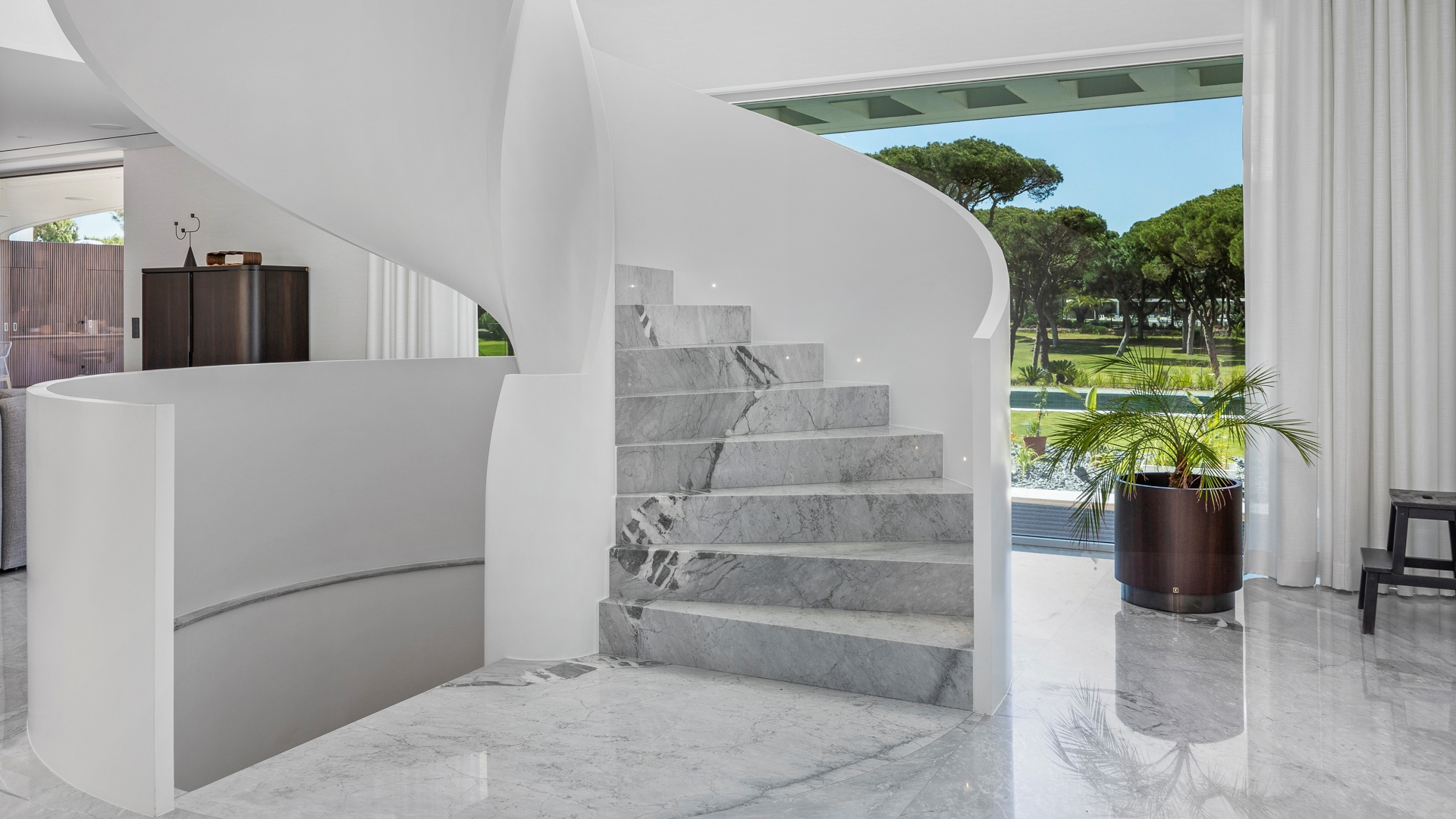 almancil villa renovation interiors