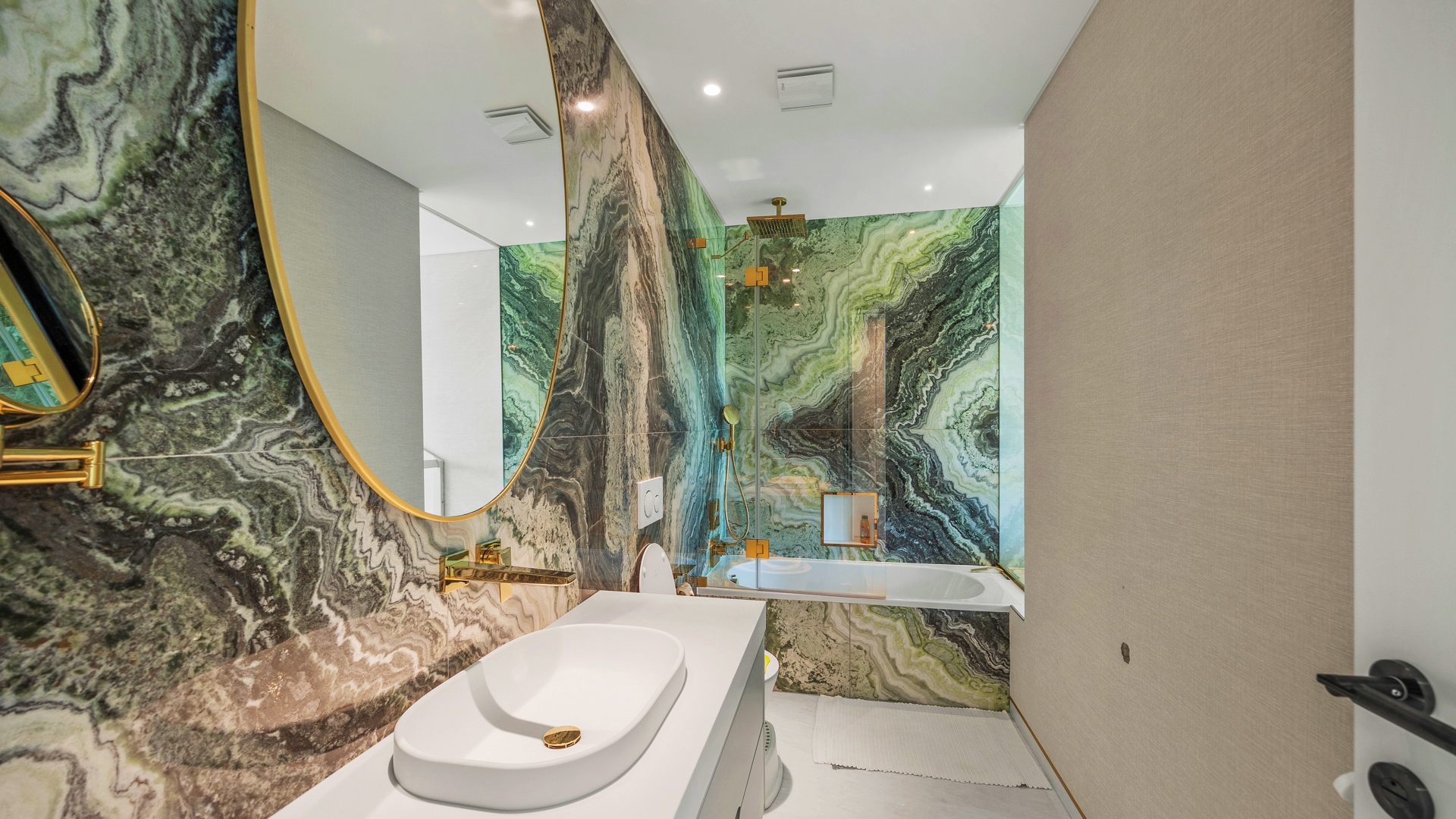 bathroom renovation almancil