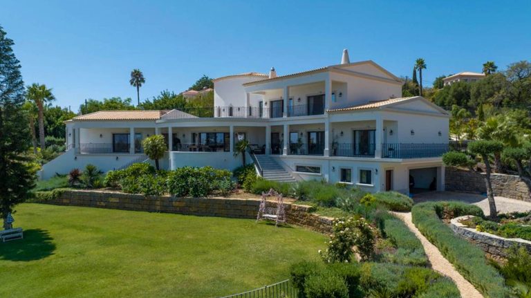 Casa Alfa